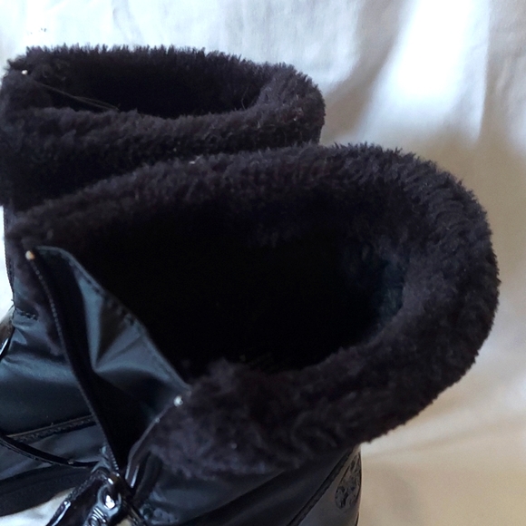 Totes Sandra Snow Boots, Kids Size 1 - Picture 6 of 6